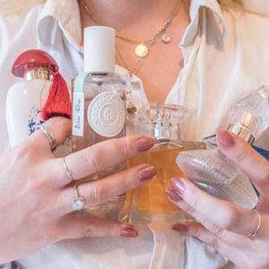 عطر زنانه معروف