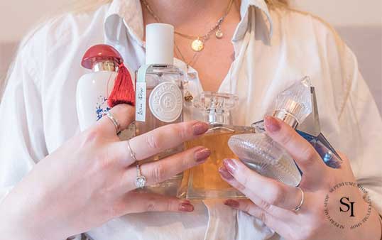 عطر زنانه معروف